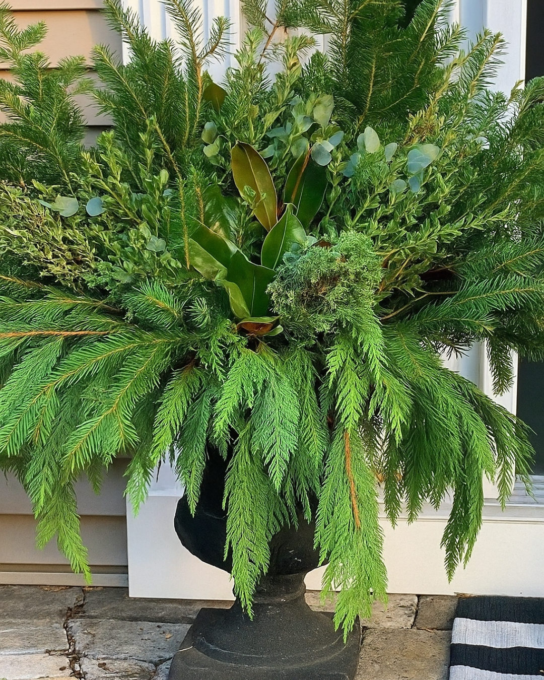 Deck The Porch – effortless, seasonal charm